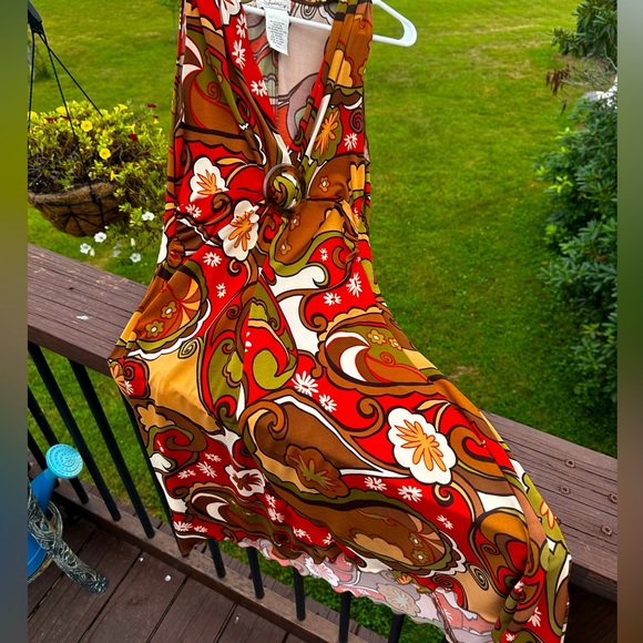 Speechless Dresses & Skirts - 🍁 Woman’s Speechless Lg Reto Lightweight HiLo Dress Bohemian, Vintage, Retro